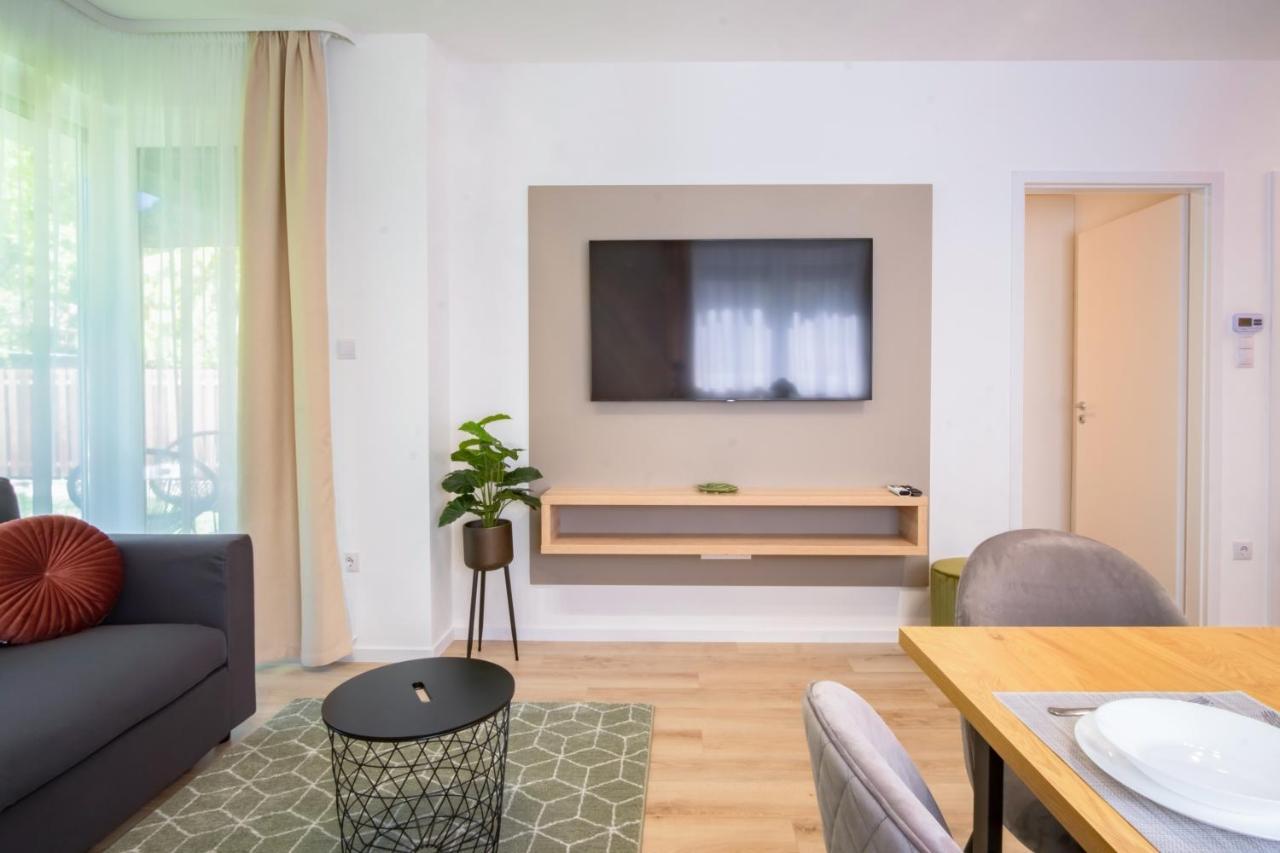 Myflat Batthyany Premium Residence Шиофок Экстерьер фото